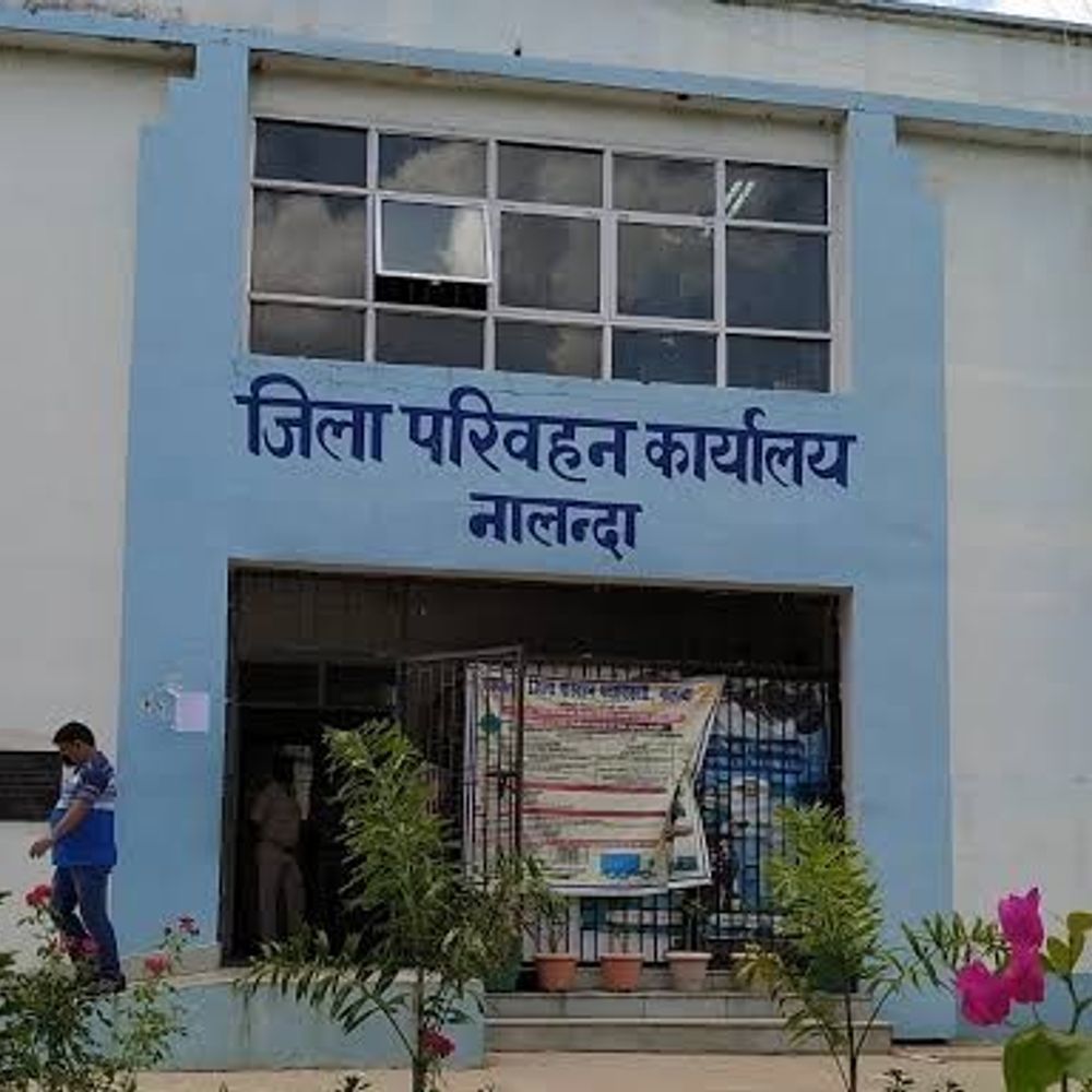नालंदा में ट्रक चालकों के लिए विशेष पहल:डीटीओ कार्यालय में लगेगा आयुष्मान कार्ड शिविर; राशन कार्ड और आधार नंबर बताना होगा