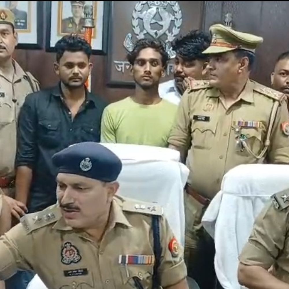 पत्नी ही निकली पति की हत्या की मास्टरमाइंड:प्रेमी संग मिलकर रची साजिश, 12 घंटे में हत्याकांड का खुलासा, दो गिरफ्तार