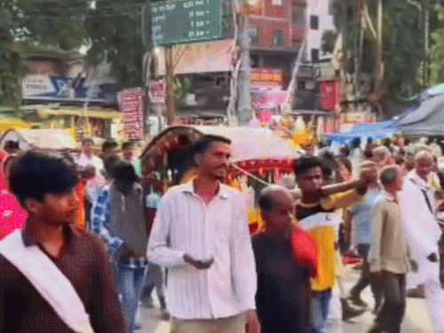 रामनगर रामलीला के छठे दिन विवाह प्रसंग की भव्य झांकी:जनकपुरी में गूंजी ‘सीता-राम विवाह’ की मंगल ध्वनि,रामचरितमानस की लीला परंपरा का जीवंत रूप