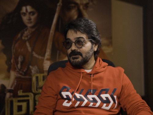 प्रोसेनजीत चटर्जी ने रैपिड फायर राउंड में कहा:अमिताभ बच्चन पर क्रश, सामने बैठने की हिम्मत नहीं,  शाहरुख की ‘चक दे इंडिया’ लगी प्रेरणादायक